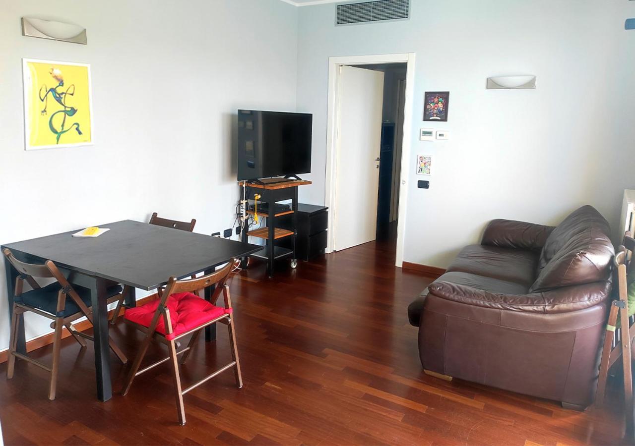 Appartamento A Casa Di Luca Milano Esterno foto